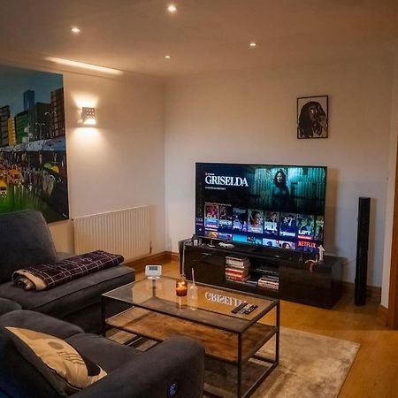 1-Bed Flat In Ocean Village Southampton Bagian luar foto