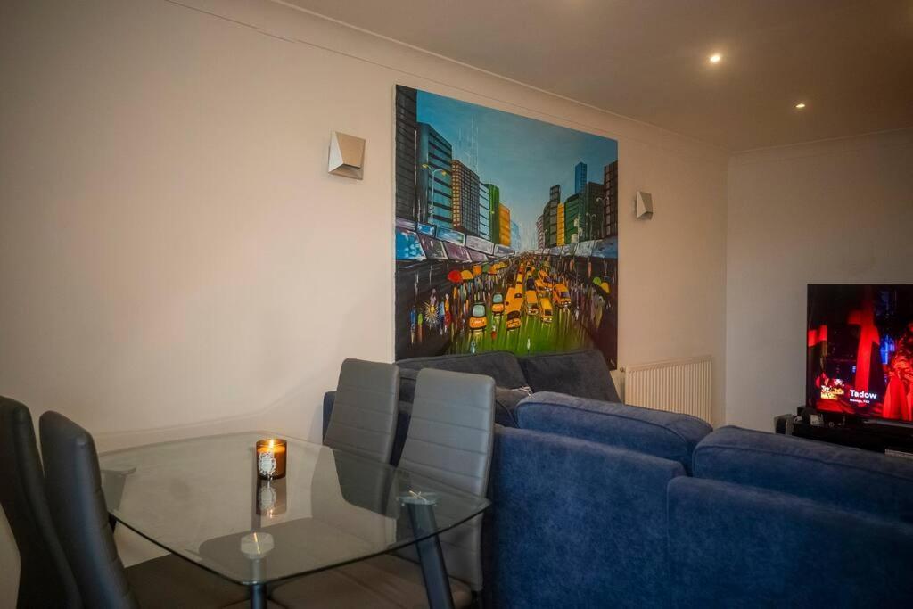 1-Bed Flat In Ocean Village Southampton Bagian luar foto